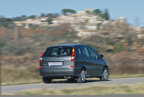 Nissan Almera Tino 2.2 dCi