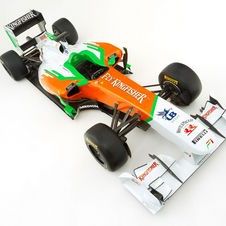 Force India unveils the VJM04