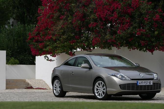 Renault Laguna Coupé 2.0 dCi 175