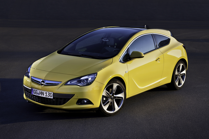 Opel Astra GTC Gen.1