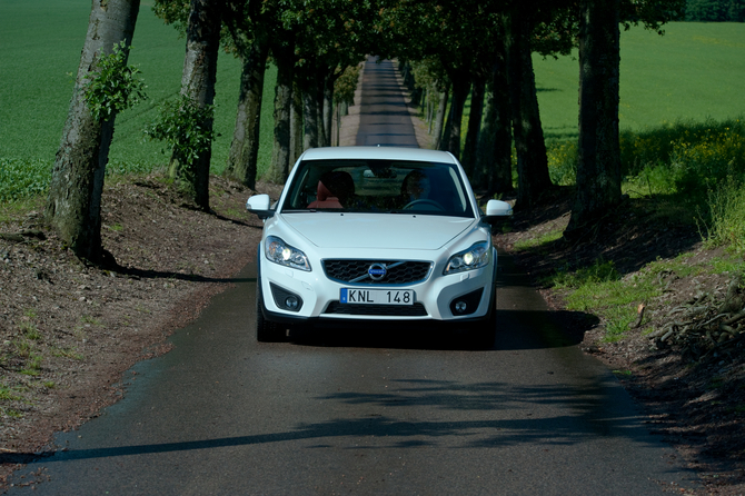 Volvo C30 D4 Momentum Geartronic