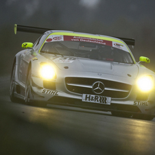 SLS AMG GT3 gets first race victory