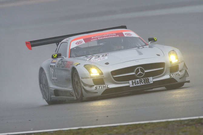 SLS AMG GT3 gets first race victory