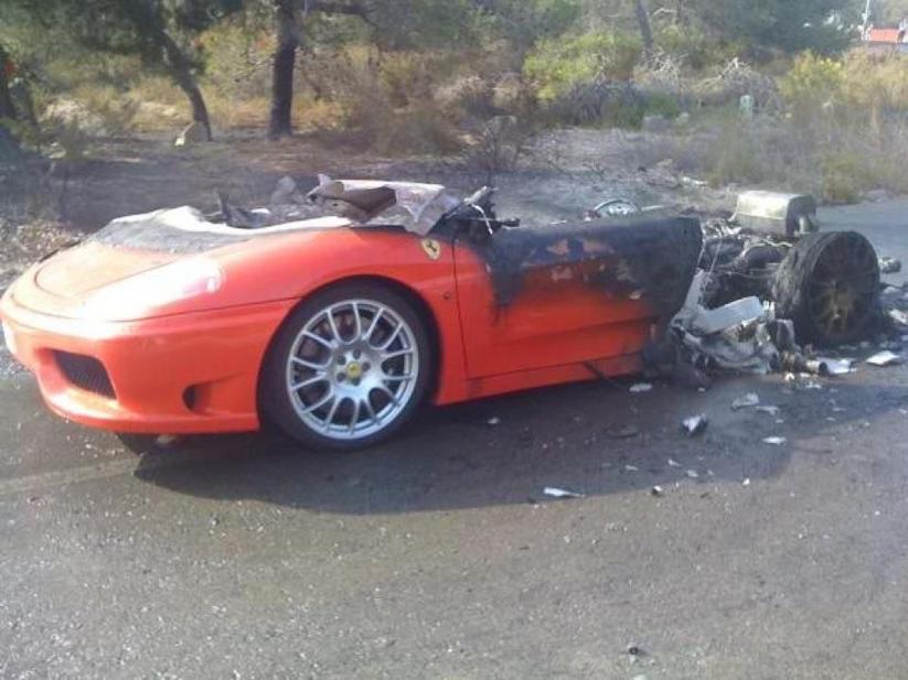 Ever Banega's Ferrari 360 Goes Up in Flames