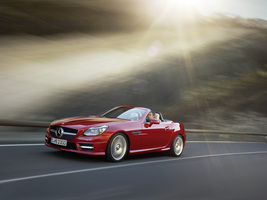 Third generation of Mercedes-Benz SLK unveiled