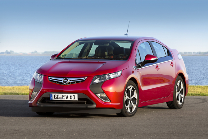 Opel Ampera