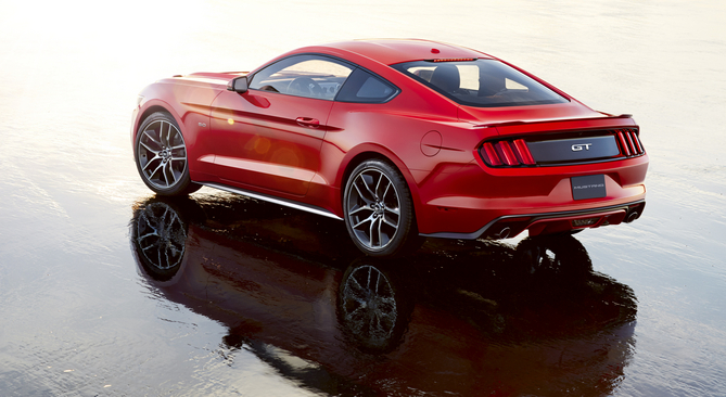 Ford Mustang 6