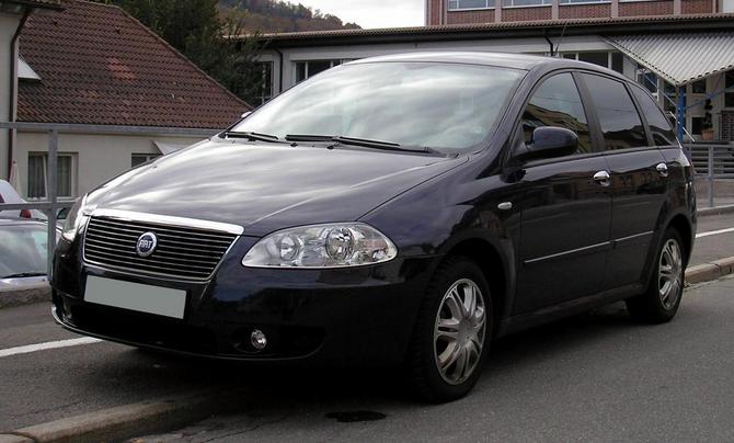 Fiat Croma 2.2 MPI 16v Automatic