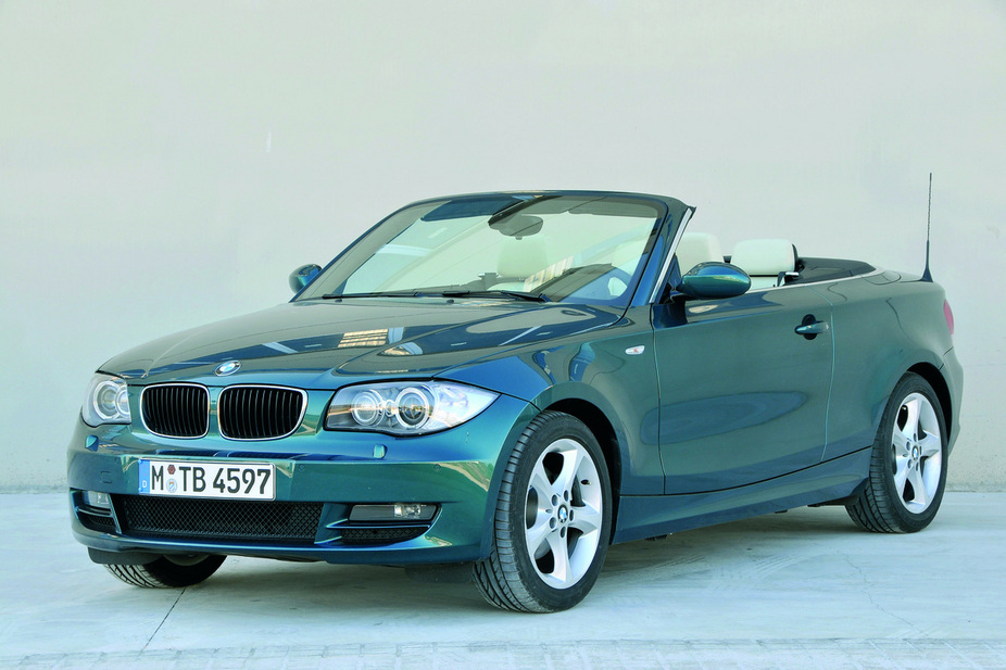 BMW 128i Convertible (US)