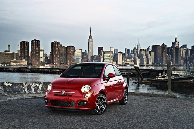 Fiat 500 officially arrives in the US