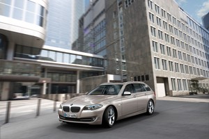 BMW unveils the new 5 Series Touring