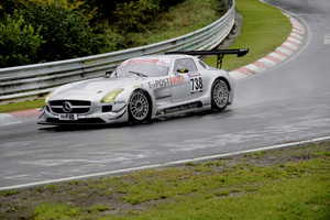 Mercedes-Benz SLS AMG GT3 makes its racing debut