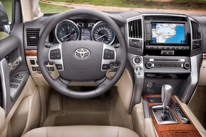 Refreshed Toyota Landcruiser Ditches Options to Make Everything Standard