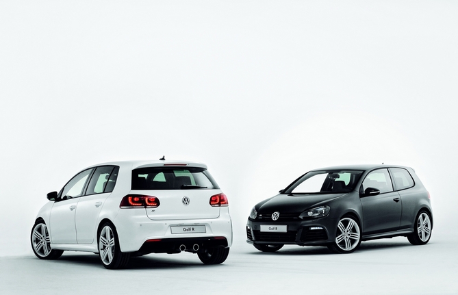 Golf R gets four special versions at Geneva