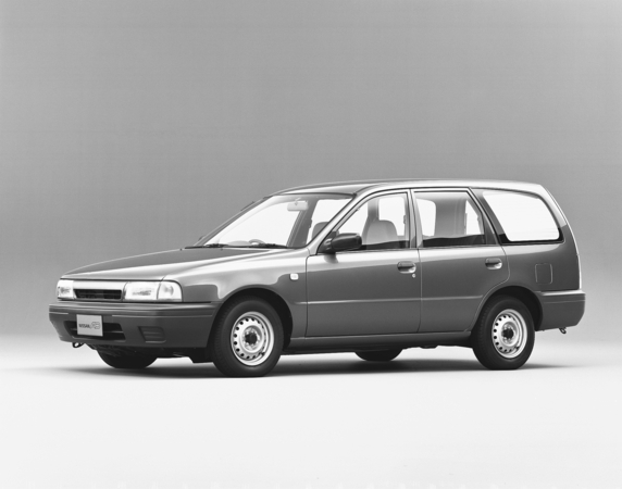 Nissan AD Wagon LE