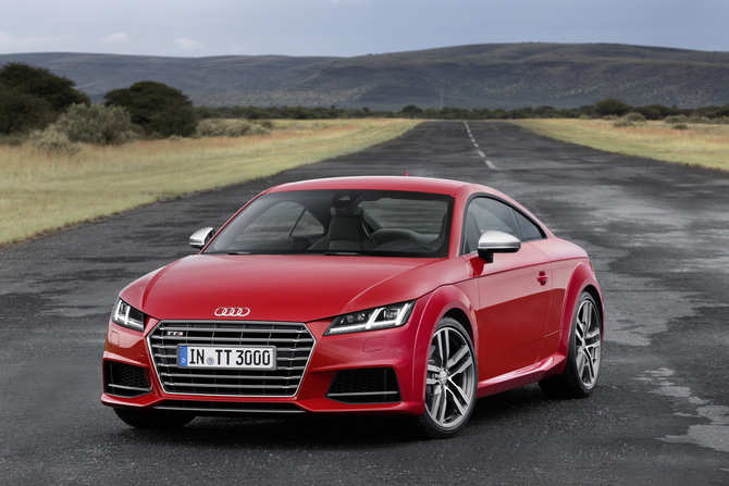 Audi TTS 2.0 TFSI quattro