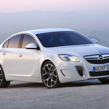 Opel Insignia OPC AT