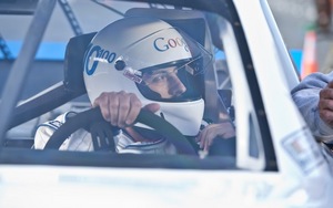 Google Developing Automonous Car for Nascar Racing