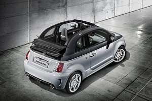 Abarth: Punto Evo and 500C presented at Geneva