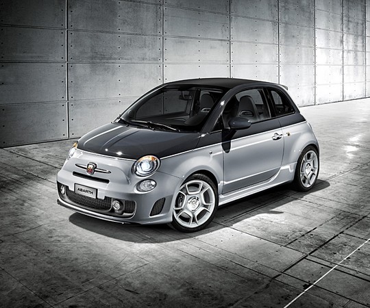 Abarth: Punto Evo and 500C presented at Geneva