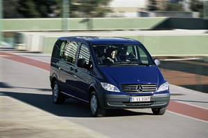 Mercedes-Benz Vito 2 {W639} 