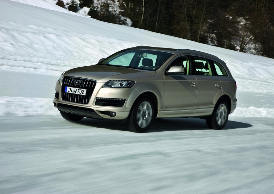 Audi Q7 gets new engine range and transmission