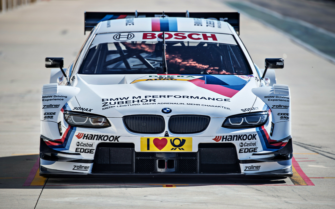 A BMW ainda não revelou imagens do novo M4 DTM nem da pintura Red Bull