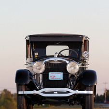 Lincoln Model L Seven-Passenger Berline