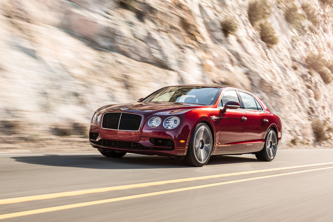 Bentley Flying Spur V8 S has an average consumption of 10.9l/100km and 254g/km of CO2 emissions