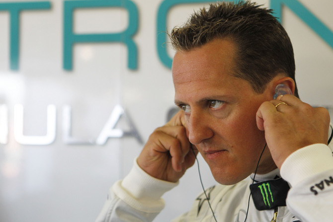 Stewart and Ecclestone think Schumacher will stop