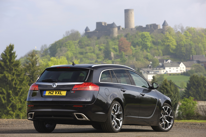 Vauxhall Insignia Sports Tourer 2.8T V6 4x4 VXR Nav (Auto)