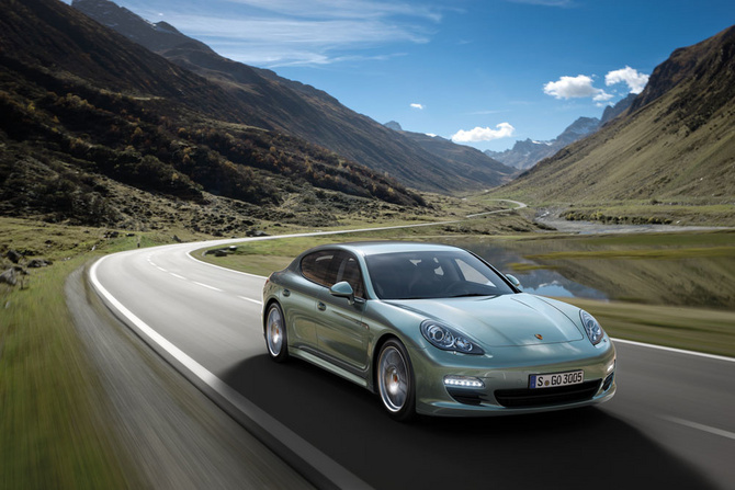 1,200 km range for Panamera Diesel