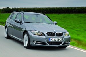 BMW 328i Sports Wagon (US)