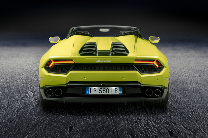 Lamborghini Huracan RWD Spyder