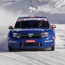 Dacia presents the ice-racing version of the Duster