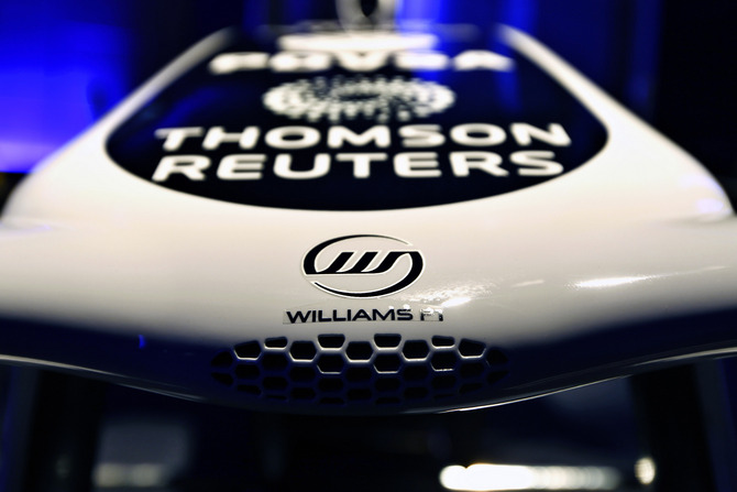 Williams' 2011 livery revealed