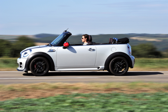 MINI (BMW) John Cooper Works Convertible