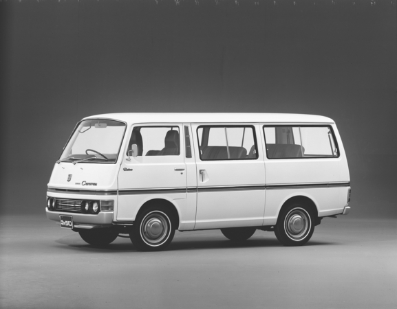 Nissan Caravan DX