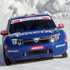 Dacia presents the ice-racing version of the Duster