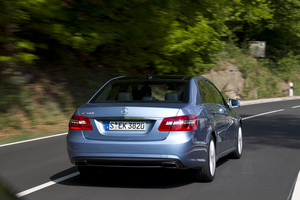 Mercedes E-Class improves efficiency with new petrol engines