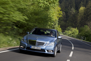 Mercedes E-Class improves efficiency with new petrol engines