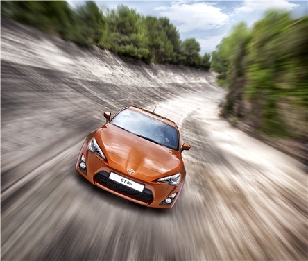 Spotlight Finally Falls on Toyota FT-86