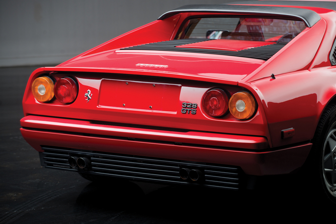 Ferrari 328 GTSi