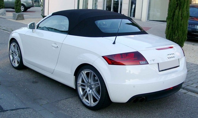 Audi TT Roadster 2.0 TDI quattro