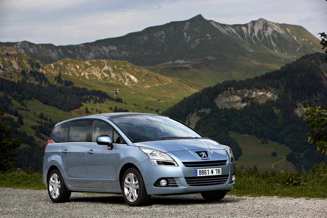 Peugeot 5008 Executive 1.6 HDi 112 CMP6