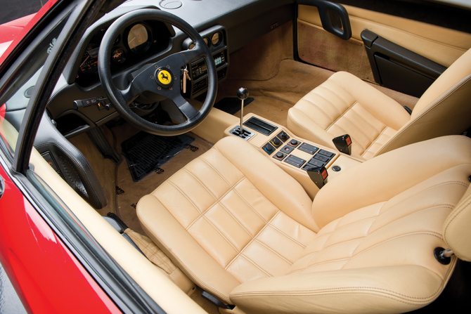 Ferrari 328 GTSi