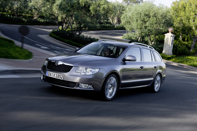 Skoda Superb (modern) 3