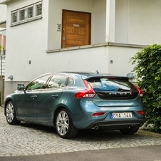 Volvo V40 T4 Summum Powershift