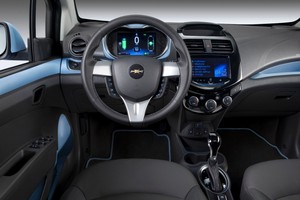 The interior has two reconfigurable LCD screens 