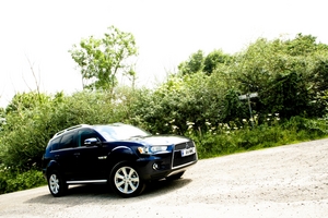 Mitsubishi Outlander 2WD 2.2 DI-D ASG Intense